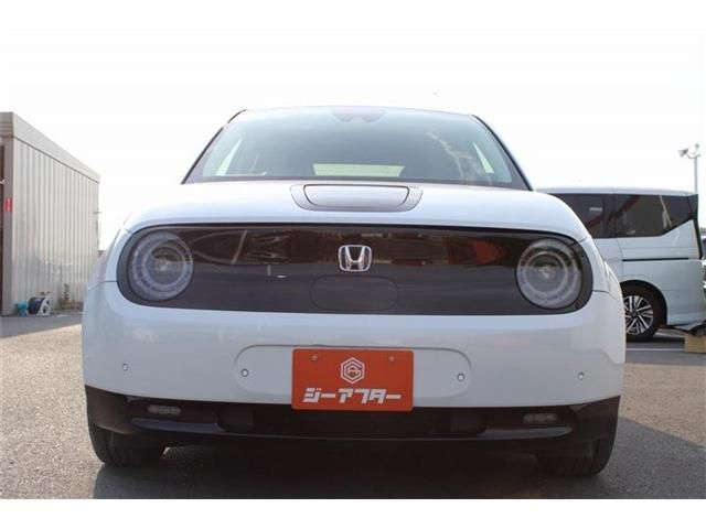 Honda e