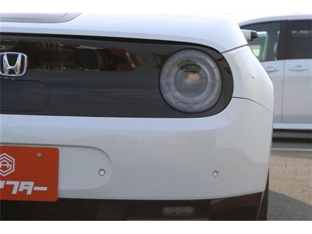 Honda e