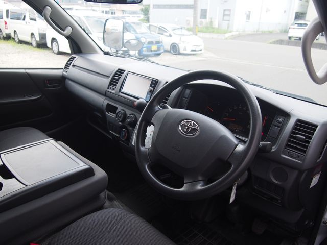 HIACE van 4WD