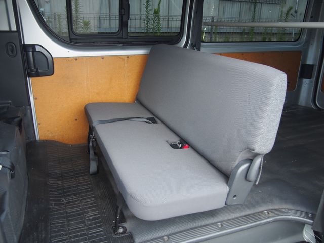 HIACE van 4WD