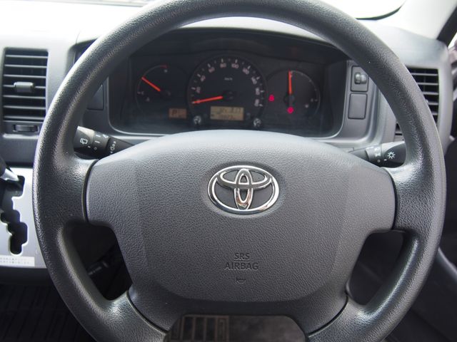 HIACE van 4WD