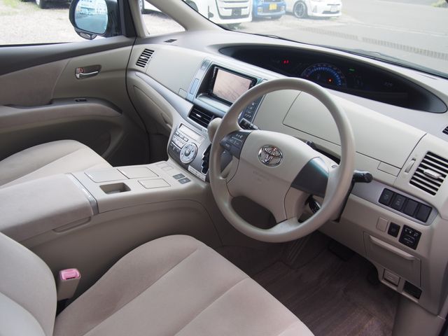 ESTIMA HYBRID 4WD