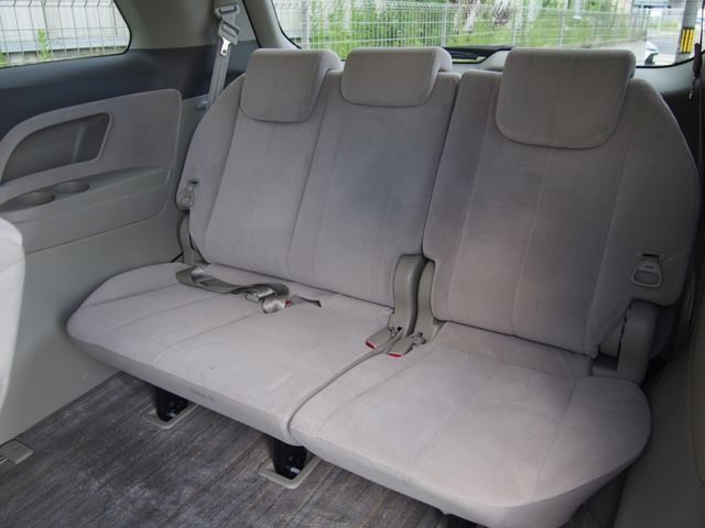 ESTIMA HYBRID 4WD