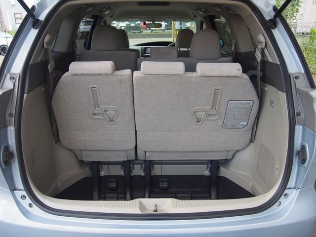 ESTIMA HYBRID 4WD