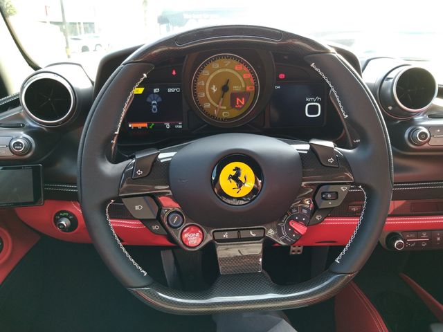 FERRARI F8 Tributo