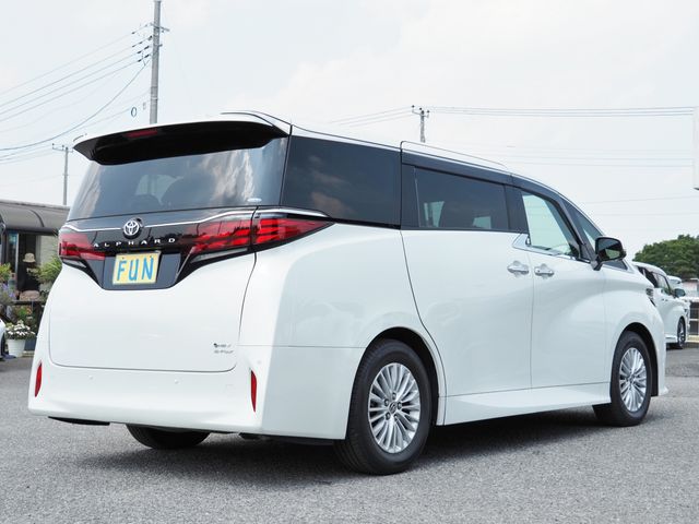 ALPHARD hybrid 4WD