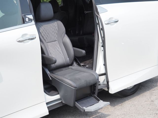 ALPHARD hybrid 4WD