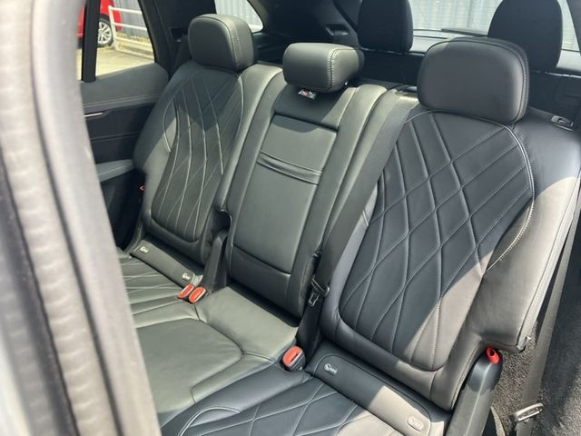 MERCEDES BENZ EQS SUV