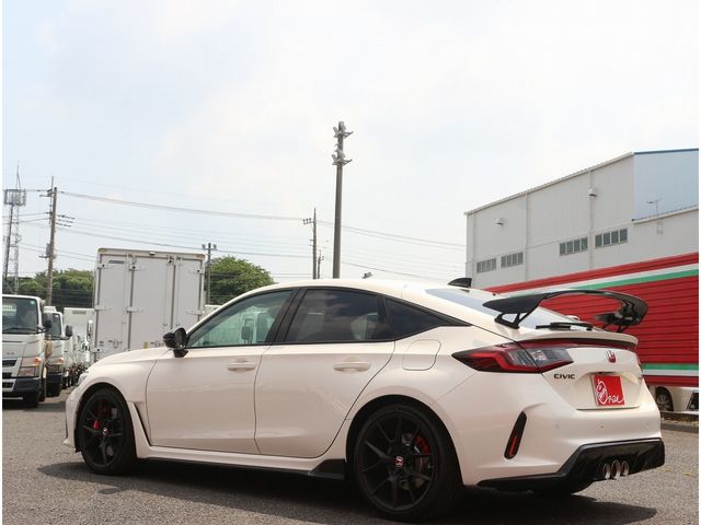CIVIC hatchback