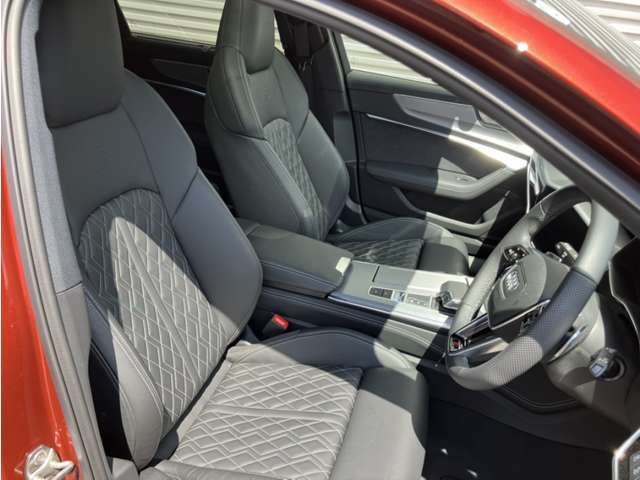AUDI S6 AVANT