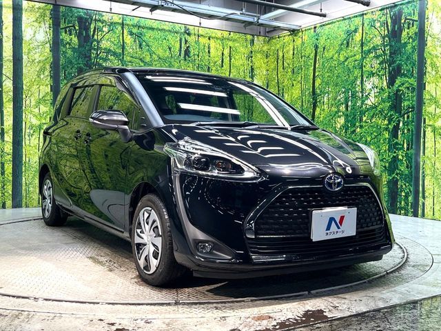 SIENTA HYBRID