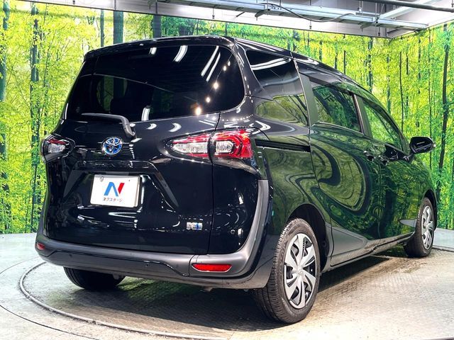SIENTA HYBRID