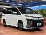 VOXY HYBRID