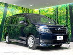 VOXY HYBRID