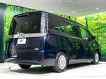 VOXY HYBRID