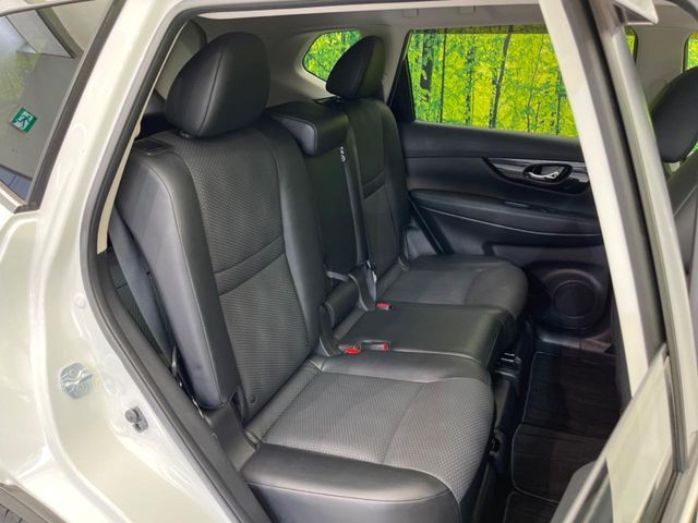 X-TRAIL 2WD