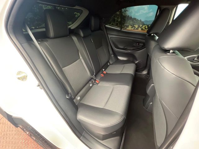 YARIS CROSS HYBRID
