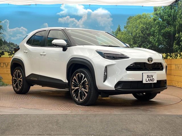 YARIS CROSS HYBRID
