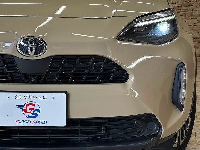YARIS CROSS
