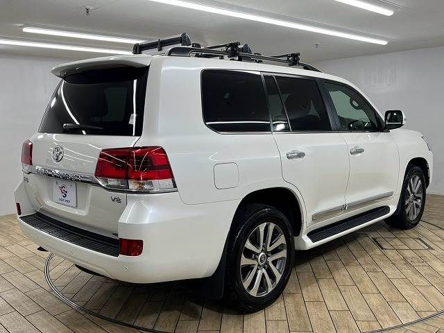 LANDCRUISER wagon