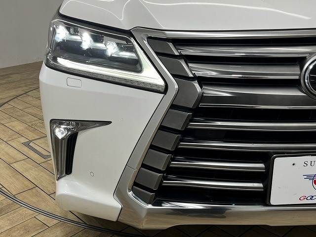 LEXUS LX570 AWD
