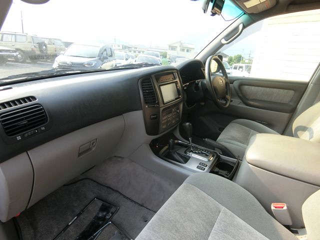 LANDCRUISER wagon