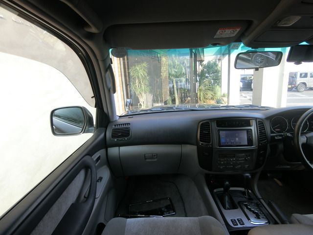 LANDCRUISER wagon
