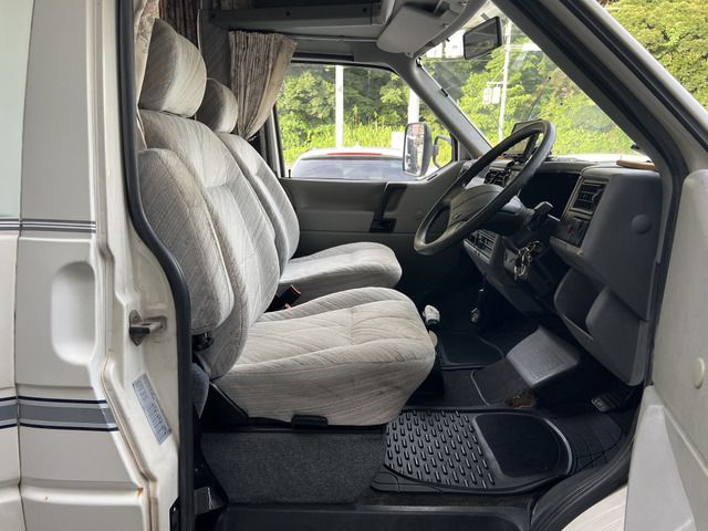 VOLKSWAGEN VANAGON wagon