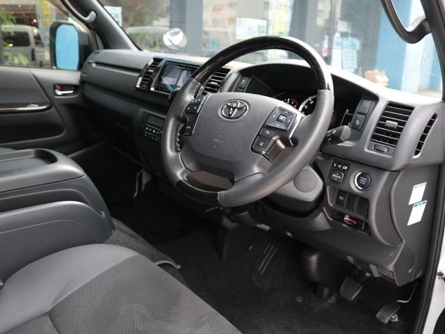 HIACE van 2WD