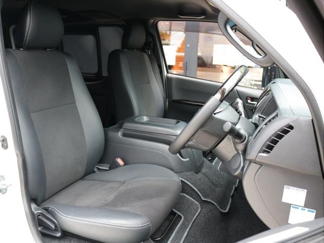 HIACE van 2WD