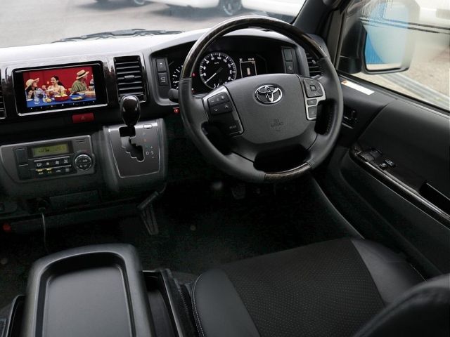HIACE van 2WD