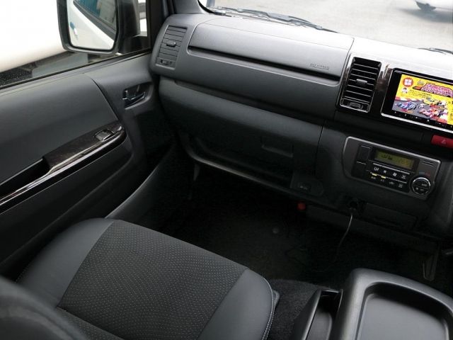 HIACE van 2WD
