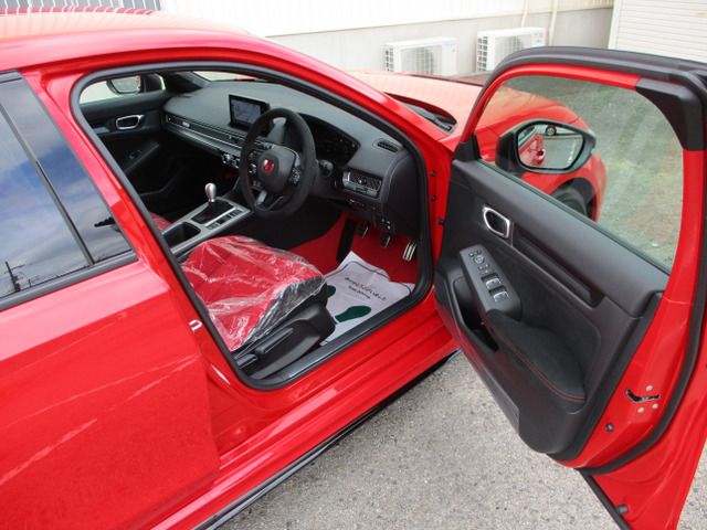 CIVIC hatchback