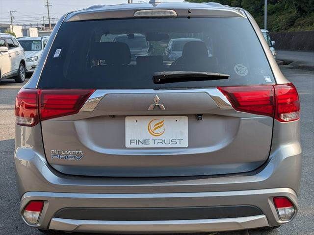 OUTLANDER PHEV