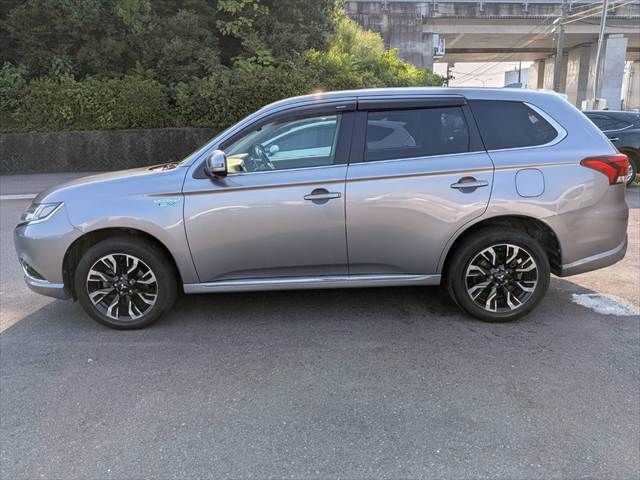 OUTLANDER PHEV
