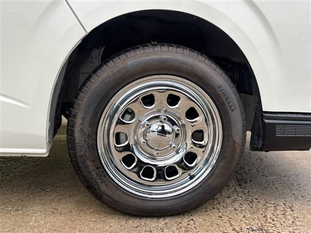 HIACE van 2WD