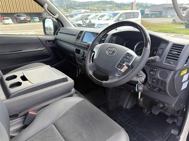 HIACE van 2WD