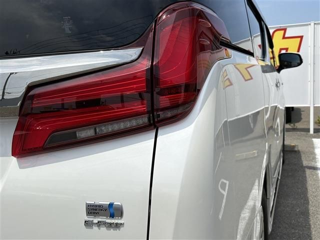 ALPHARD hybrid 4WD