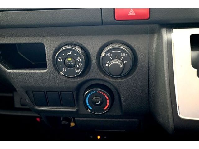 HIACE van 2WD