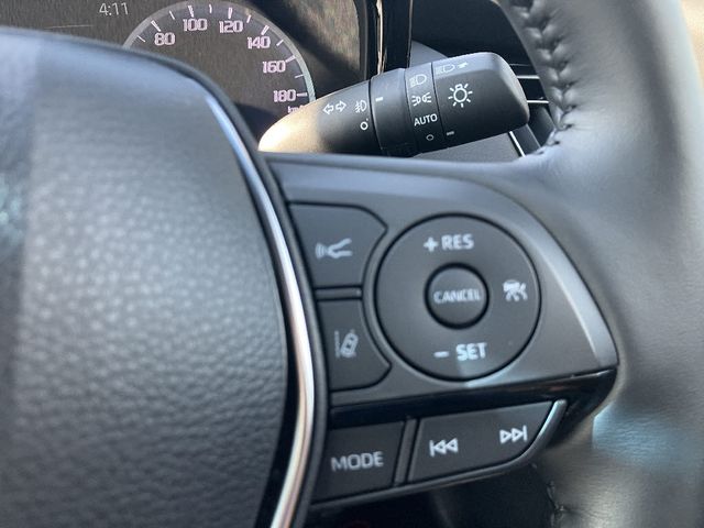 CROWN sedan hybrid 4WD