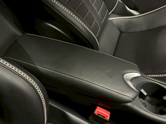 McLaren GT