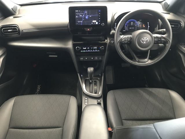 YARIS CROSS HYBRID