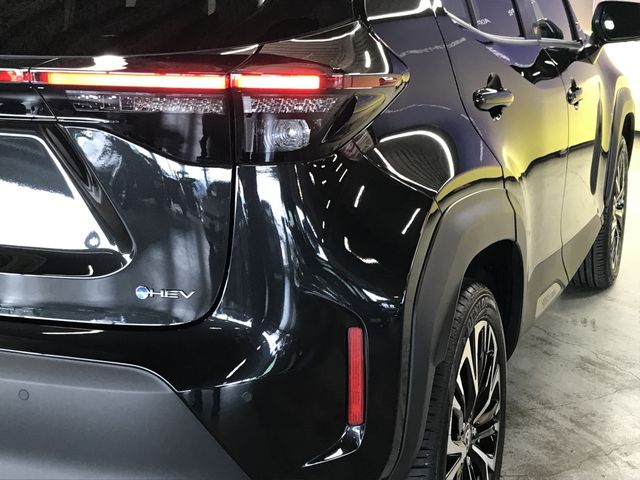 YARIS CROSS HYBRID