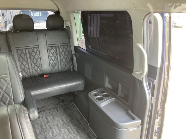 HIACE wagon 4WD