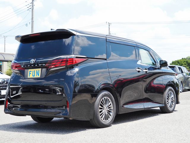 ALPHARD hybrid