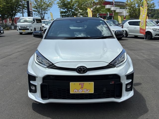GR YARIS