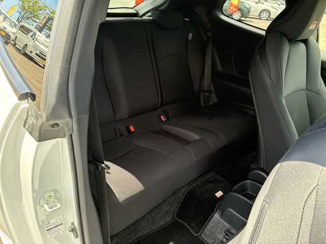 GR YARIS