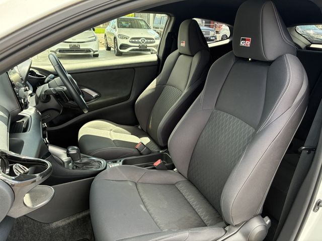 GR YARIS