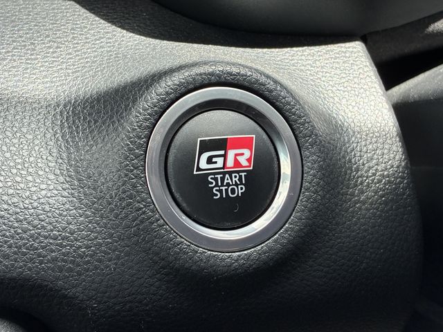 GR YARIS