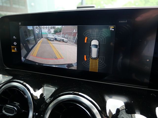 MERCEDES BENZ B class
